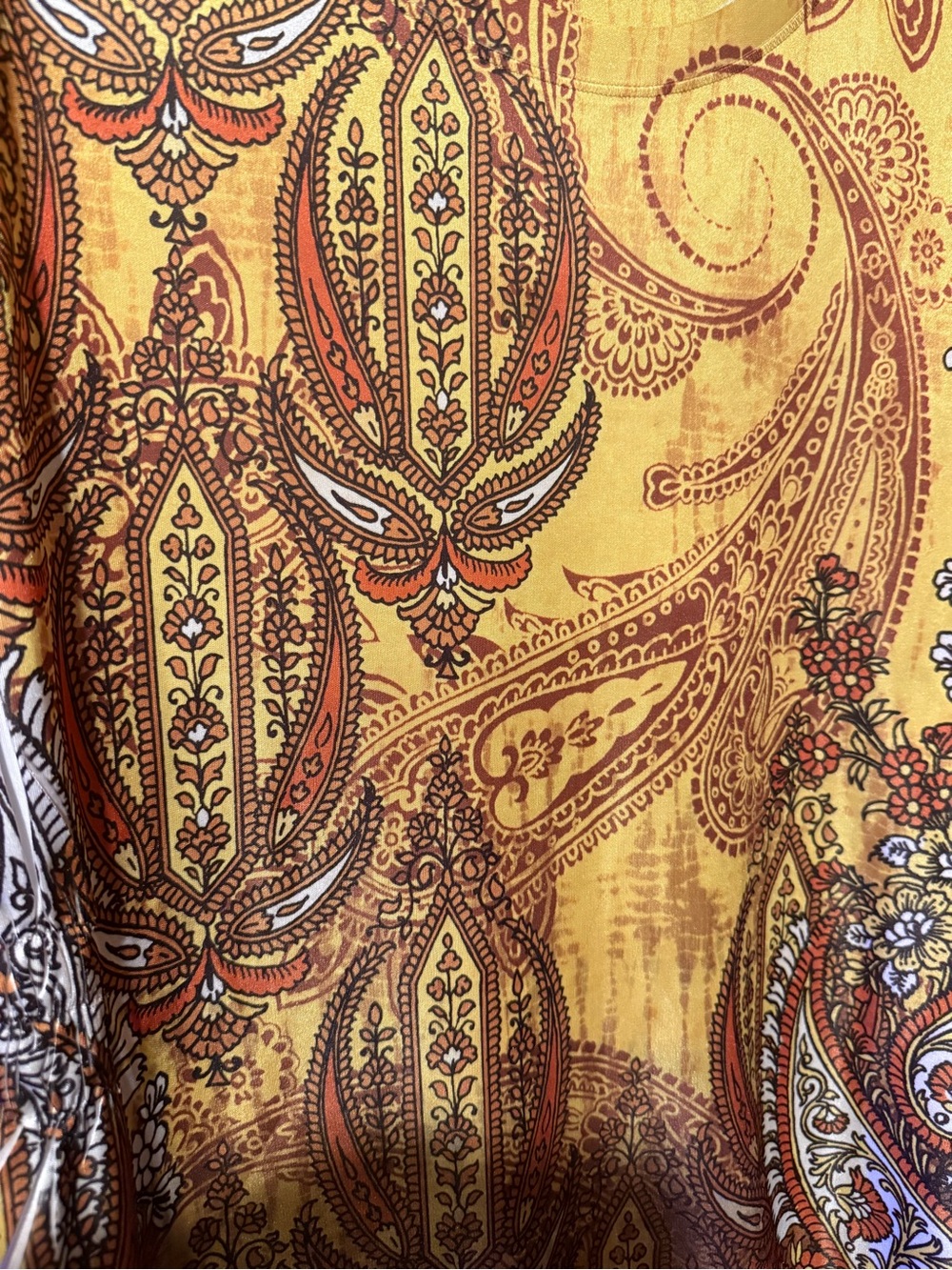 Giorgio Armani Yellow Paisley Short Sleeve Scoop Neck Tee - Picture 3 of 4